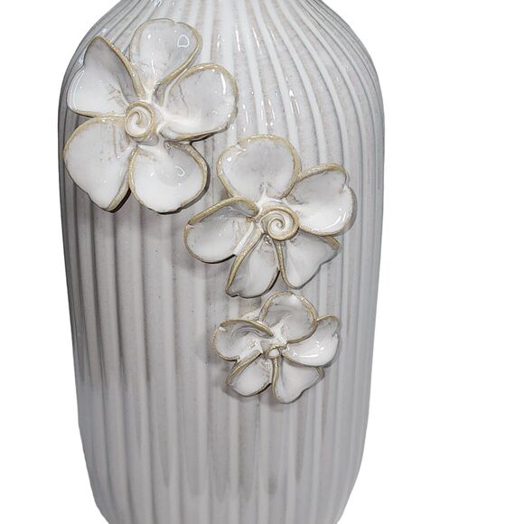 Flora Bunda Handcrafted By Artisans Ceramic Vase With Floral Appliqued 9.5" Tall - Picture 6 of 13